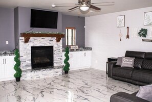 تلفزيون ذكي