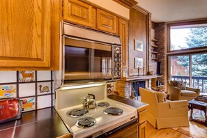 콘도, 침대(여러 개) (All Seasons C1, 2BD Condo) | 전용 주방