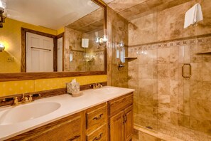 Condo, Multiple Beds (All Seasons C1, 2BD Condo) | Bathroom - All Seasons C1, 2BD Condo (Vail)