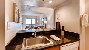 Private kitchen - Evergreen 503, 2BD Condo Between Vail & Lionshead (Vail)