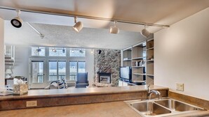 Unclassified image, 4 of 21, button - Evergreen 604, 2BD Condo (Vail)