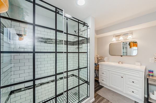 Shower, towels, soap, shampoo