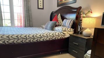 Langsir/tirai gelap terus, seterika/papan seterika, Wi-fi percuma