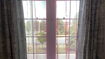 Langsir/tirai gelap terus, seterika/papan seterika, Wi-fi percuma