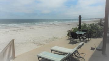 House, 2 Queen Beds (Sea Breeze) | Outdoor dining