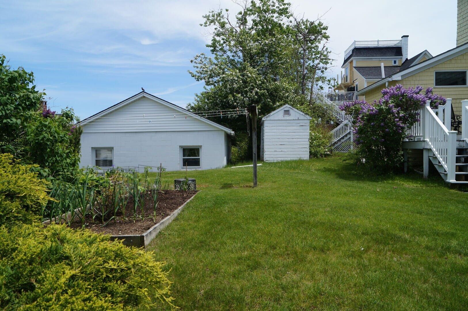 House, Multiple Beds (Short Sands View) | Property grounds