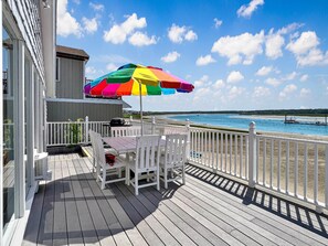 House, 1 Queen Bed with Sofa bed (Twin Sails) | Balcony - Twin Sails (Wells)