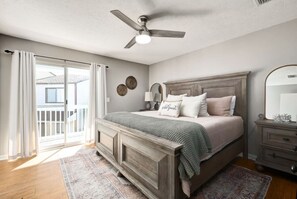 2 chambres, fer et planche à repasser, Wi-Fi gratuit, draps fournis