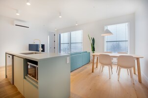 Apartment - 1 queen bedroom | Living area | 45-inch flat-screen TV with digital channels, TV