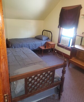 4 habitaciones, escritorio, wifi gratis y ropa de cama 