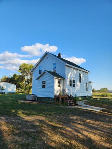 Hunting and Fishing Rental House on the edge of town.