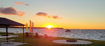 Jack's on the Bay, 2 Bedroom/1 Bath A