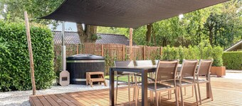 Stunning home in Putten with kitchen