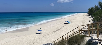 Beach Villa 675