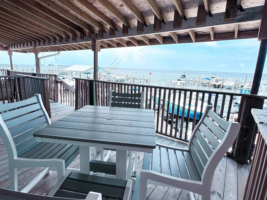 Nhà liên kế | Quang cảnh ban công