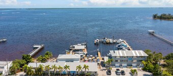 Sebastian Saltwater Lodge