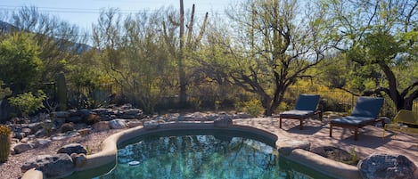 Piscine extérieure, piscine chauffée