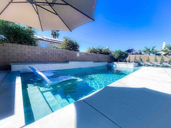 Outdoor pool, a heated pool