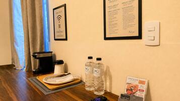 Comfort Room | Coffee and/or coffee maker