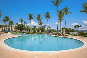 Piscine extérieure