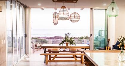 Casual Modern Luxury Private Home w/pool - 2 min to secluded Cerritos Beachfront