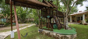 Cozumel Jungle Oasis • Cenote Pool • Near Beaches, Cenote & Mayan Ruins