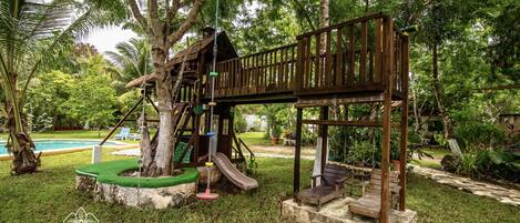 Enceinte de lâhĂ©bergement