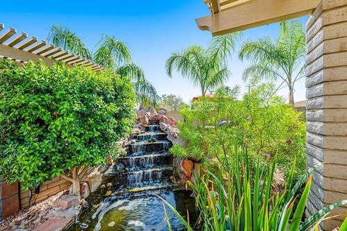 Backyard Oasis Ideal for Spring/Summer! Pool, Misters, Bluetooth Speakers + more