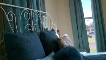 1 habitación, escritorio, tabla de planchar con plancha y wifi gratis