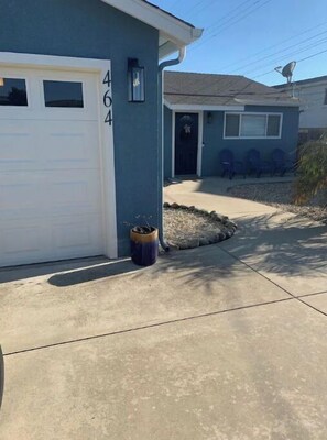 Exterior detail - Cheerful 3br, 2ba just blocks to the beach! (Grover Beach)