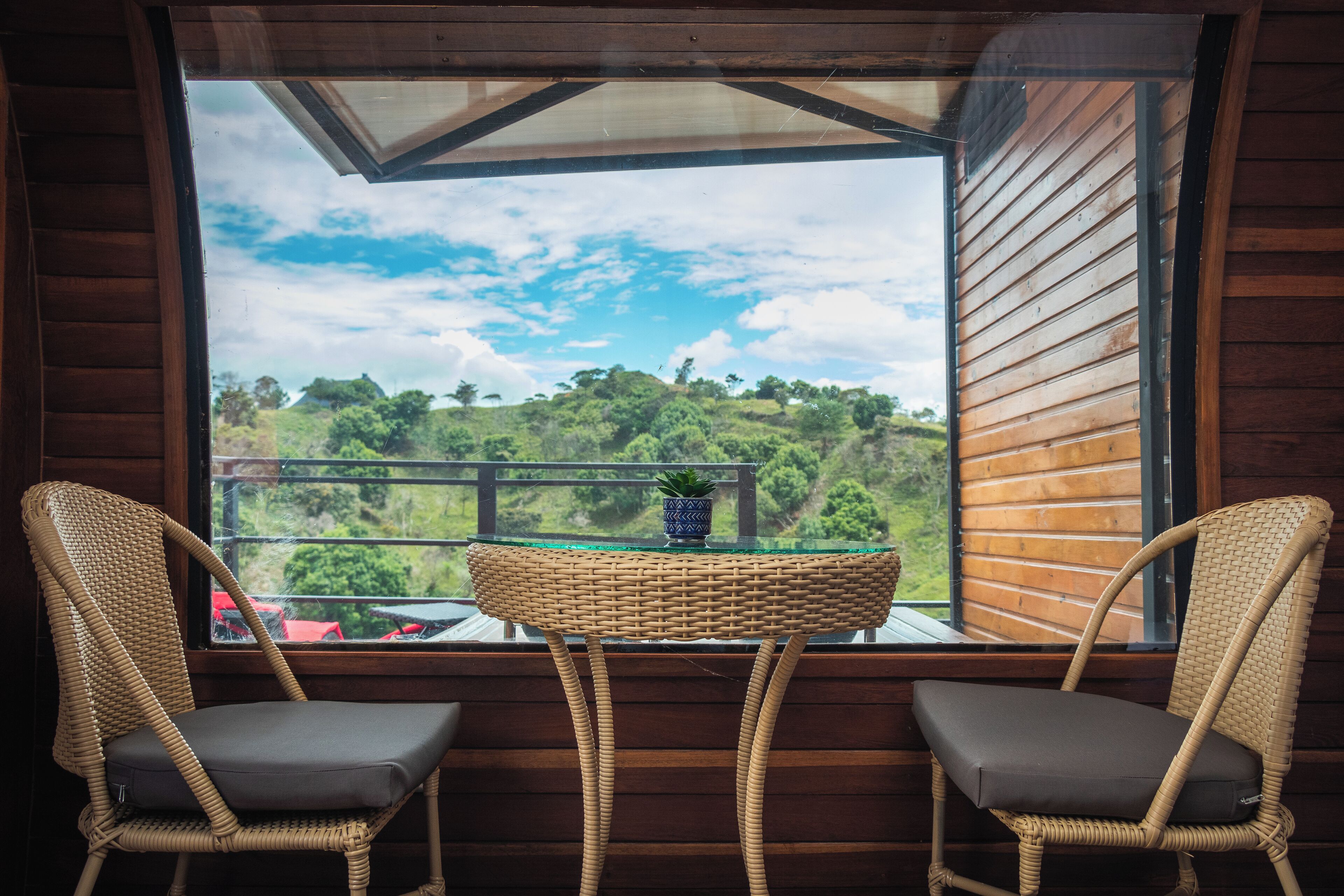 Deluxe Cabin, 1 Queen Bed, Lake View | Premium bedding, down comforters, Select Comfort beds, free WiFi