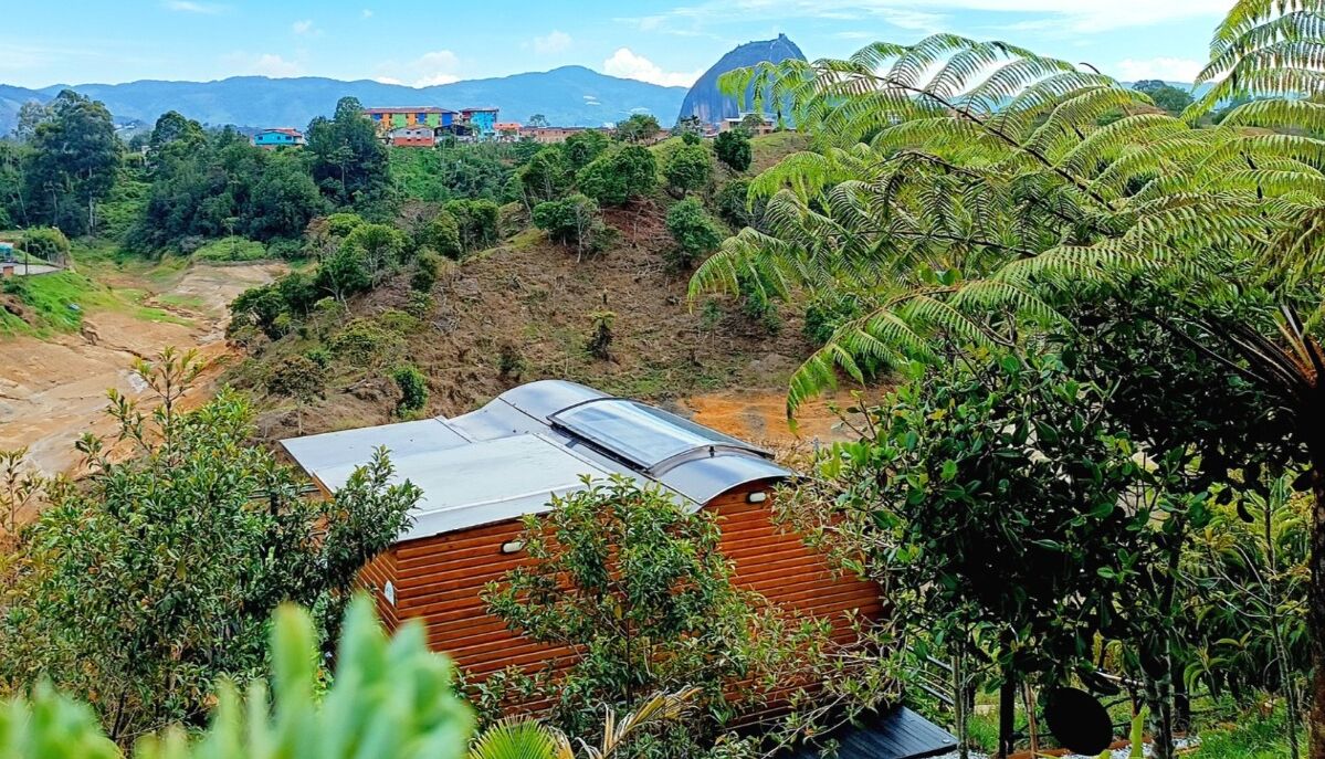 Photo - Glamping The Mountain