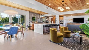 Interior - NEW! Fully remodeled MCM w/mtn views, pool, & large yard! Designed by HGTV star! (Palm Springs)