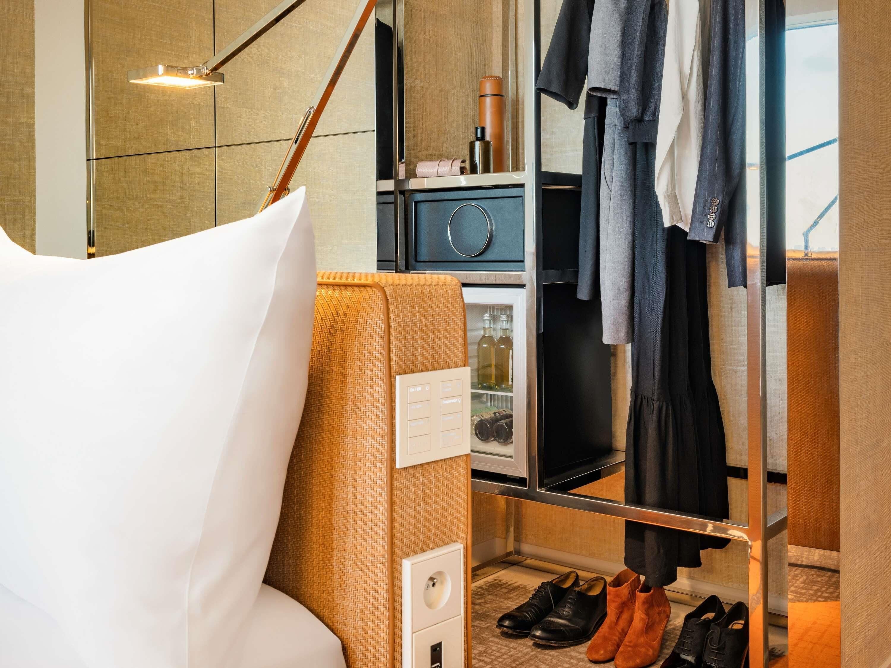 Premium bedding, pillowtop beds, in-room safe, desk