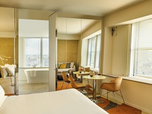 Premium bedding, pillowtop beds, in-room safe, desk - Too Hotel & Spa Paris - MGallery Collection (Paris)