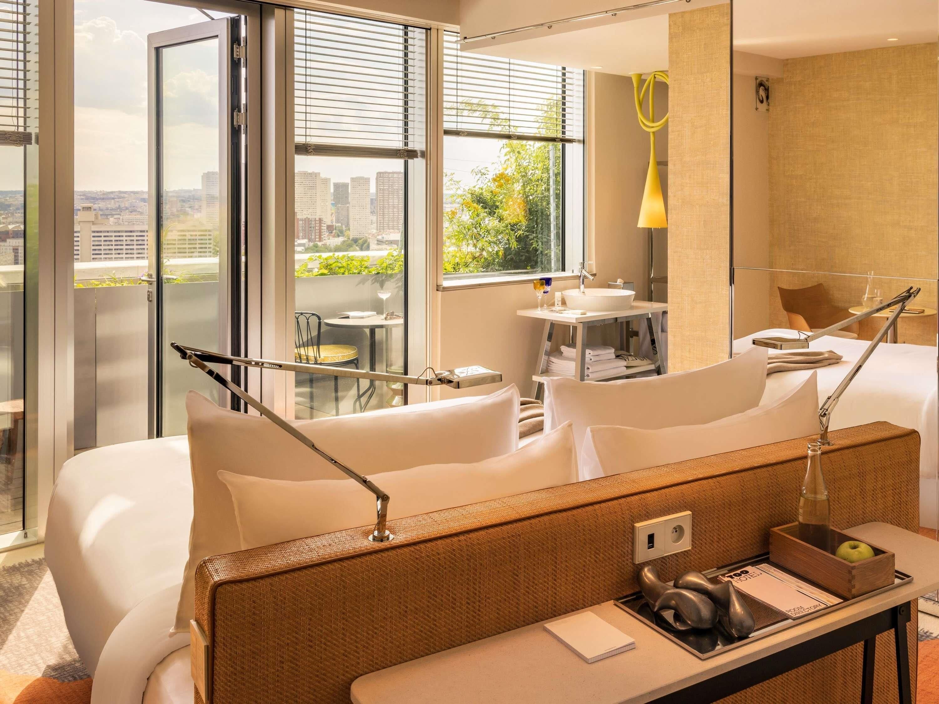 豪華客房, 1 張特大雙人床, 露台 | 高級寢具、舒適加層、客房內保險箱、書桌