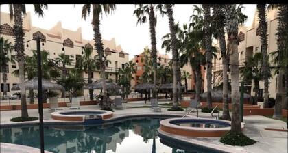 Newly remodeled 2br 2bth Condo