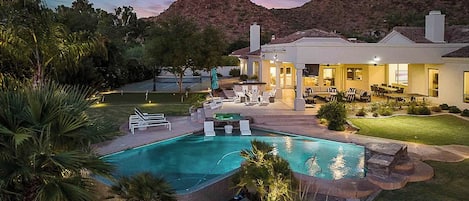 Udendørs pool, opvarmet pool