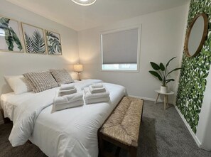 3 bedrooms, free WiFi, bed sheets