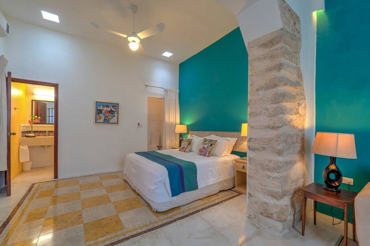 Soundproofing, iron/ironing board, free WiFi, bed sheets