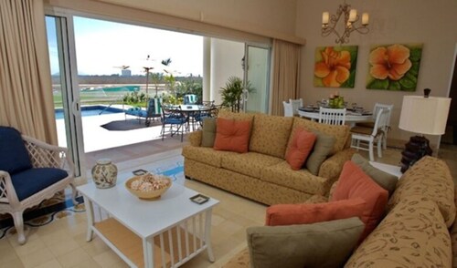 Spacious Luxury Villa