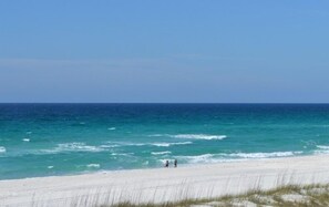 Unclassified image, 2 of 23, button