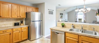 *Great Location* Minutes to Airport, Jackson, Rez