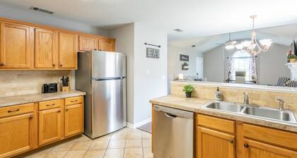*Great Location* Minutes to Airport, Jackson, Rez