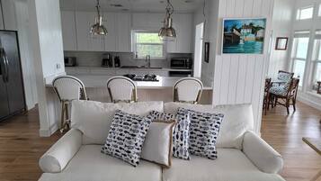 Smart-tv och en stereo