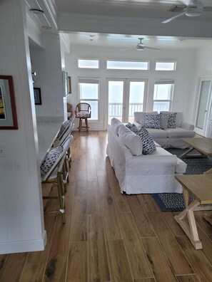 Smart-TV, Stereoanlage