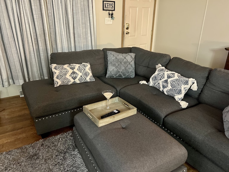 Adorable 3 Bedroom Walking Distance To Stadium & Campus - State College, PA