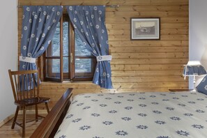2 chambres, fer et planche Ă repasser, Wi-Fi, draps fournis