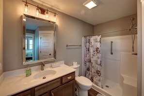 Shower, hair dryer, towels, toilet paper - New construction home short walk to the beach! (Avon)