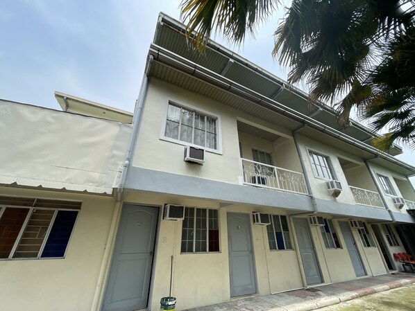 Exterior - Lawton Residences powered by Cocotel (Taguig)